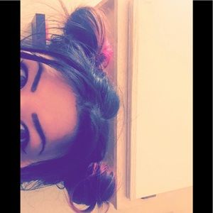 💜 Meet your Posher 💅🏼